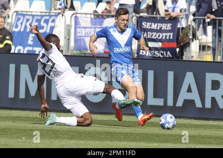 Brescia, Italien. 10. April 2023. Während des Spiels Brescia FC gegen Ternana Calcio am 10. April 2023 im Mario Rigamonti Stadion in Brescia, Italien, ein 32°-Spiel der BKT 2022-23. Serie. Kredit: Live Media Publishing Group/Alamy Live News Stockfoto