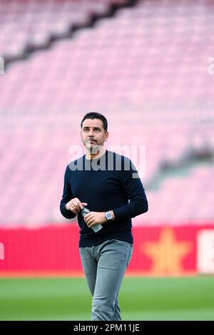 Barcelona, Spanien, 10. April 2023. Spanien-Fußball-La Liga Santander FC Barcelona gegen Girona FC. Míchel, Trainer des Girona FC vor dem Spiel gegen den FC Barcelona im Spotify Camp Nou. Kredit: Joan G/Alamy Live News Stockfoto