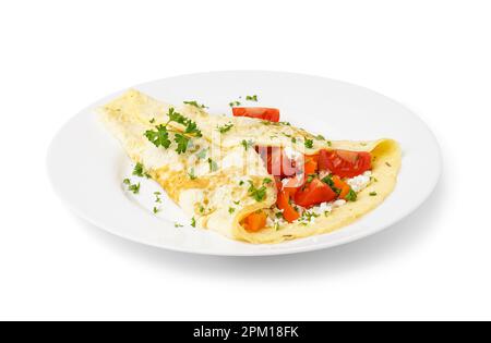 Leckeres Omelett mit Tomaten auf weißem Hintergrund Stockfoto