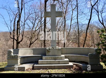 Gedenkstätte und Grab am Lakeview Cemetery, Cleveland, Ohio Stockfoto