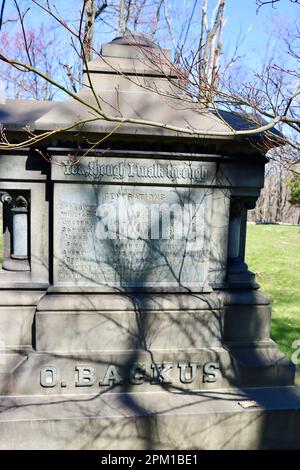 Gedenkstätte und Grab am Lakeview Cemetery, Cleveland, Ohio Stockfoto