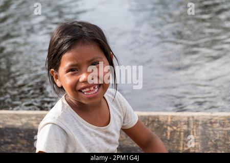 Gesichter Perus: Ribernos vom Amazonas Stockfoto