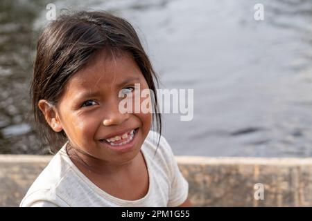 Gesichter Perus: Ribernos vom Amazonas Stockfoto