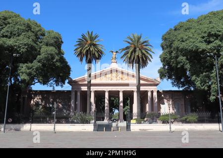 Eintritt zum größten öffentlichen Friedhof in Lateinamerika in La Chacarita Stockfoto