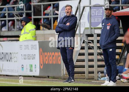 Dagenham und Redbridge managerÊBen Strevens während Dagenham & Redbridge vs Chesterfield, Vanarama National League Football im Chigwell Constructio Stockfoto