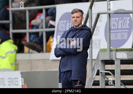 Dagenham und Redbridge managerÊBen Strevens während Dagenham & Redbridge vs Chesterfield, Vanarama National League Football im Chigwell Constructio Stockfoto