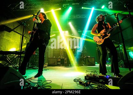 Mailand Italien 2. April 2023 Samantha Fish & Jesse Dayton live im Magazzini Generali Milan © Roberto Finizio / Alamy Stockfoto