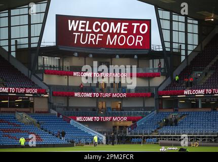 Burnley, Großbritannien. 10. April 2023. Allgemeiner Blick auf das Stadion während des Sky Bet Championship-Spiels in Turf Moor, Burnley. Der Bildausdruck sollte lauten: Simon Bellis/Sportimage Credit: Sportimage/Alamy Live News Stockfoto