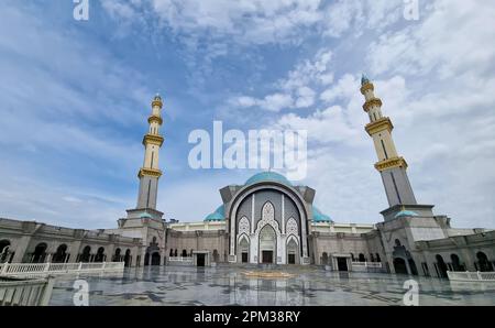 Masjid wilayah, Bundesmoschee (öffentliche Moschee) in Kuala Lumpur, Malaysia Stockfoto