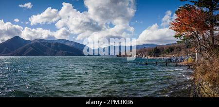 Herbst am Chuzenji-See, Nikko, Präfektur Tochigi, Japan. Stockfoto