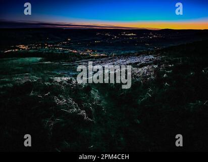 Aussicht in der Nacht von Bamford Edge, National Park Peak District UK. Stockfoto