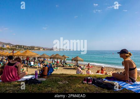 Playa La Malagueta Strand nahe dem Stadtzentrum von Malaga an der Costa del Sol in Andalusien Südspanien. Stockfoto