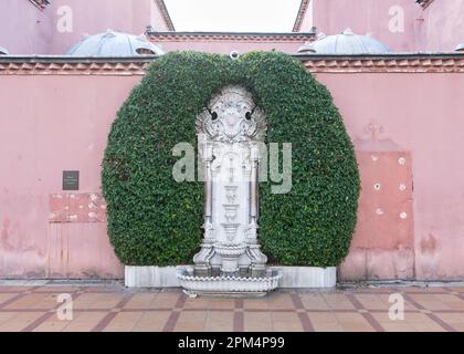 Hagia Sophia Hurrem Sultan Bathhouse oder Ayasofya Hurrem Sultan Hamami, ein historisches traditionelles ottomanisches türkisches Bad mit Marmorbrunnen, Sultanahmet Platz, Istanbul, Türkei Stockfoto