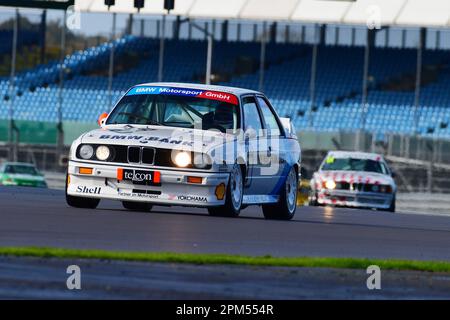 Darren Fielding, BMW E30 M3, eine Stunde Rennen um ein Gitter, das die Historic Touring Car Challenge, HTCC, die Tony Dron Trophäe für Touring Cars, A, kombiniert Stockfoto