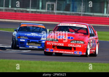 Mark Burton, Graham Pattle, Holden Commodore, Ric Wood, Nissan Skyline GT-R, Eine Stunde Rennen um ein Gitter, das die Historic Touring Car Challenge kombiniert Stockfoto