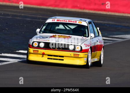 Mark Smith, Arran Moulton-Smith, BMW E30 M3, eine Stunde Rennstrecke für eine Rennstrecke, die die Historic Touring Car Challenge, HTCC und die Tony Dron Trophy für kombiniert Stockfoto