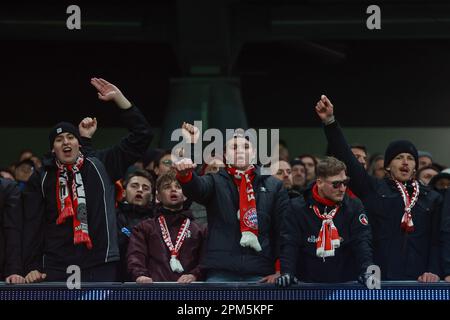 Manchester, Großbritannien. 11. April 2023. Bayern München Fans während der UEFA Champions League Quarter-Finals 1. Leg Manchester City vs Bayern München im Etihad Stadium, Manchester, Großbritannien, 11. April 2023 (Foto von Mark Cosgrove/News Images) in Manchester, Großbritannien, am 4./11. April 2023. (Foto: Mark Cosgrove/News Images/Sipa USA) Guthaben: SIPA USA/Alamy Live News Stockfoto