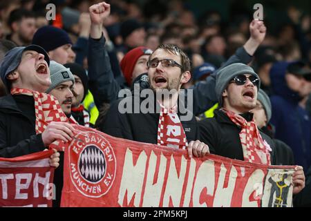 Manchester, Großbritannien. 11. April 2023. Bayern München Fans während der UEFA Champions League Quarter-Finals 1. Leg Manchester City vs Bayern München im Etihad Stadium, Manchester, Großbritannien, 11. April 2023 (Foto von Mark Cosgrove/News Images) in Manchester, Großbritannien, am 4./11. April 2023. (Foto: Mark Cosgrove/News Images/Sipa USA) Guthaben: SIPA USA/Alamy Live News Stockfoto