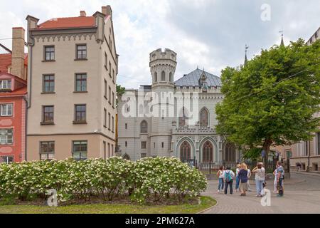 Riga, Lettland - Juni 13 2019: Das kleine Gildenhaus in der Altstadt. Stockfoto