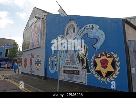 Wandgemälde für Robert Dougan, ermordet am 10. Februar 1998, UDA, Blythe Street, Sandy Row, Belfast, Nordirland, Vereinigtes Königreich, BT12 5EY Stockfoto