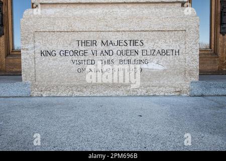 Zur Erinnerung an den Besuch ihrer Majestäten im Saskatchewan Legislative Building in Regina, Saskatchewan, Kanada Stockfoto