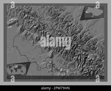 Transkarpathien, Region der Ukraine. Bilevel-Höhenkarte mit Seen und Flüssen. Standorte der wichtigsten Städte der Region. Lageplan für Corner Auxiliary Stockfoto