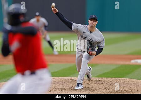 CLEVELAND, OH - 11. APRIL: Der New York Yankees Starting Pitcher Gerrit Cole (45) liefert am 11. April 2023 im Progressive Field in Cleveland (Ohio) einen Platz während eines MLB-Spiels gegen die Cleveland Guardians. (Joe Robbins/Image of Sport) Stockfoto