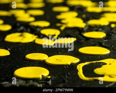 Acryl auf Leinwandmalerei. Malerfassade. Stockfoto