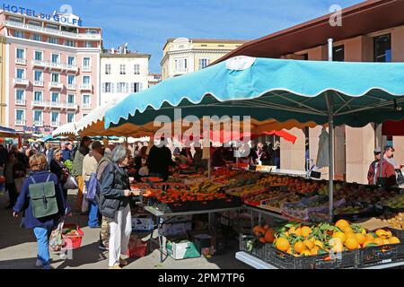 City Market, Place César Campinchi, Boulevard du ROI Jérome, Ajaccio, Corse-du-Sud, Korsika, Frankreich, Mittelmeer, Europa Stockfoto