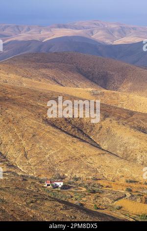 Spanien, Kanarische Inseln, Fuerteventura, Betancuria, Panoramablick vom Corrales de Guize Belvedere (Mirador de Ayose y Guise) Stockfoto