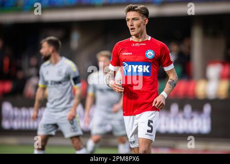 Silkeborg, Dänemark. 11. April 2023. Oliver Sonne (5) aus Silkeborg, GESEHEN während des 3F stattfindenden Superliga-Spiels zwischen Silkeborg IF und AC Horsens im Jysk Park in Silkeborg. (Foto: Gonzales Photo/Alamy Live News Stockfoto