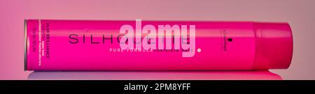 Mansfield, Nottingham, Vereinigtes Königreich: Studio-Produktabbildung von Schwarzkopf Silhouette Haarspray. Stockfoto