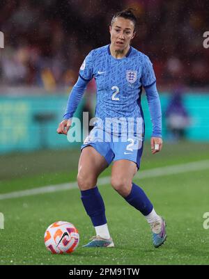 London, Großbritannien. 11. April 2023. Lucy Bronze aus England während des internationalen Freundschaftsspiels im GTECH Community Stadium, London. Das Bild sollte lauten: Paul Terry/Sportimage Credit: Sportimage/Alamy Live News Stockfoto