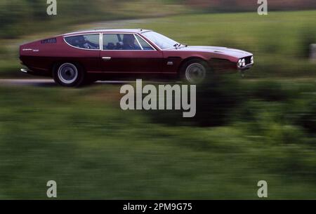 Bologna, Italien. 12. April 2023. Sant'Agata Bolognese, Bologna, Italien, 12. April 2023, 1968 Lamborghini Espada während Automobili Lamborghini - Historical Motors Credit: Live Media Publishing Group/Alamy Live News Stockfoto