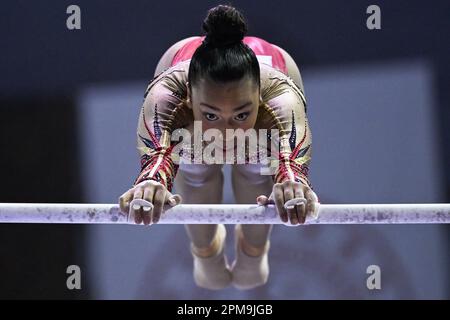 Antalya, Türkei. 12. April 2023. Die belgische Turnerin Jutta Verkest zeigte sich in Aktion während der Übung „Uneven Bars“, der zweiten Übung in der Qualifikation der Frauenmannschaft, bei der Europameisterschaft Gymanstiker in Antalya, Türkei, Mittwoch, den 12. April 2023. Die EG findet vom 11. Bis 16. April 2023 statt. BELGA FOTO LAURIE DIEFFEMBACQ Kredit: Belga News Agency/Alamy Live News Stockfoto