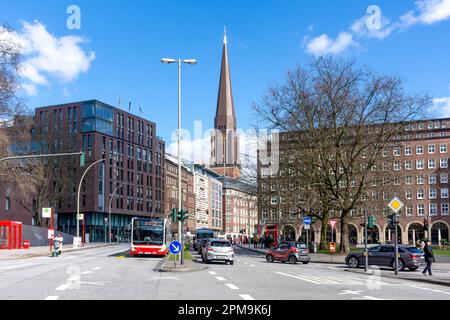 Hauptkirche St. Jacobi aus der Domstraße, Hamburg, Hamburger Metropolregion, Bundesrepublik Deutschland Stockfoto