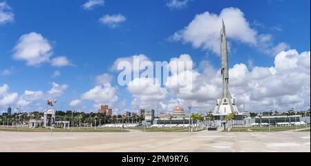 Luanda Angola - 03 24 2023 Uhr: Panoramablick von außen am Denkmal zu Ehren von Doktor António Agostinho Neto, erster Präsident Angolas und Befreier Stockfoto