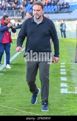 Arena Garibaldi, Pisa, Italien, 10. April 2023, Luca D'Angelo Cheftrainer (Pisa) beim Spiel AC Pisa gegen Cagliari Calcio – italienischer Fußball der Serie B. Stockfoto