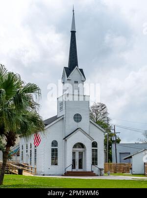 KENNER, LA, USA - 31. MÄRZ 2023: Nachbildung des historischen St. Marias katholische Kirche, 1902 in Rivertown erbaut Stockfoto