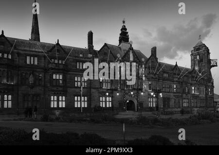 Nachtsicht auf das Coventry City Council Building, Earl Street, Coventry, West Midlands, England, UK Stockfoto