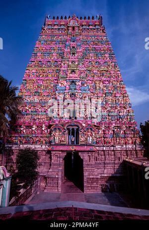 Sarangapani Tempel Rajagopuram das Haupttor hat elf Ebenen und hat eine Höhe von 173 Fuß 53 m in Kumbakonam, Tamil Nadu, Indien, Asien Stockfoto