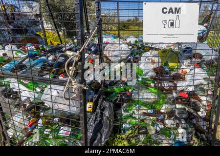 Recycling-Sammelstelle in Panagra, Zypern Stockfoto