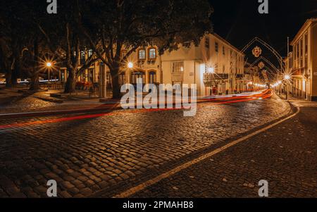 Straßenlaternen in Angra do Heroísmo, Insel Terceira, Azoren, Portugal Stockfoto