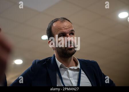 Marseille, Frankreich. 8. April 2023. Manuel Bompard (von der LFI-Partei) ist während des 39. Kongresses der französischen Kommunistischen Partei (PCF) zu sehen. Der 39. Kongress der französischen Kommunistischen Partei (PCF) findet vom 7. Bis 10. April 2023 in Marseille statt. Sie ernennt Fabien Roussel zu ihrem Anführer. (Kreditbild: © Laurent Coust/SOPA Images via ZUMA Press Wire) NUR REDAKTIONELLE VERWENDUNG! Nicht für den kommerziellen GEBRAUCH! Stockfoto