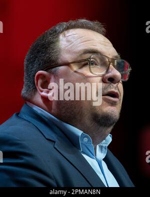 Marseille, Frankreich. 8. April 2023. Fabien Gay, Regisseur der kommunistischen Zeitung L'Humanite, die während des 39. Kongresses der Kommunistischen Partei Frankreichs (PCF) gesehen wurde. Der 39. Kongress der französischen Kommunistischen Partei (PCF) findet vom 7. Bis 10. April 2023 in Marseille statt. Sie ernennt Fabien Roussel zu ihrem Anführer. (Kreditbild: © Laurent Coust/SOPA Images via ZUMA Press Wire) NUR REDAKTIONELLE VERWENDUNG! Nicht für den kommerziellen GEBRAUCH! Stockfoto