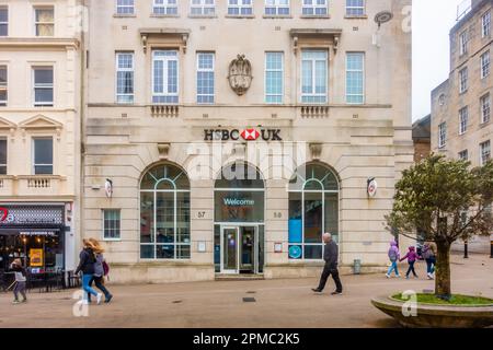 Außenansicht der Filiale der HSBC Bank an der Old Christchurch Rd in Bournemouth, Großbritannien Stockfoto