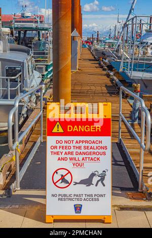 Warnschild, um Sea Lions in Steveston Harbour, British Columbia, Kanada, fernzuhalten Stockfoto