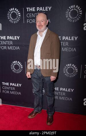 NEW YORK, NEW YORK - 12. APRIL: Joe Weisberg nimmt am 12. April 2023 im Paley Center for Media in New York City an der 10. Jubiläumsfeier der „The Americans“ FX Teil. Stockfoto