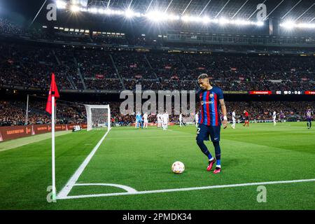 Barcelona, Spanien. Kredit: D. 5. April 2023. Raphinha (Barcelona) Fußball : spanisches Halbfinale 2.-er-Match „Copa del Rey“ zwischen dem FC Barcelona 0-4 Real Madrid im Spotify Camp Nou in Barcelona, Spanien. Kredit: D .Nakashima/AFLO/Alamy Live News Stockfoto