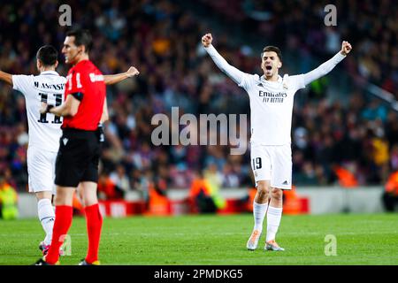 Barcelona, Spanien. Kredit: D. 5. April 2023. Dani Ceballos (Real) Fußball: Spanisches Halbfinale 2.-er Beine-Match „Copa del Rey“ zwischen dem FC Barcelona 0-4 Real Madrid im Spotify Camp Nou in Barcelona, Spanien. Kredit: D .Nakashima/AFLO/Alamy Live News Stockfoto